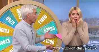 This Morning's Holly Willoughby 'reprimanded' by Phillip Schofield as as show descends into chaos