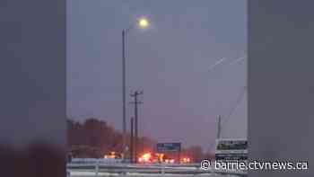 Highway 11 closed in Oro-Medonte after tractor-trailer crash