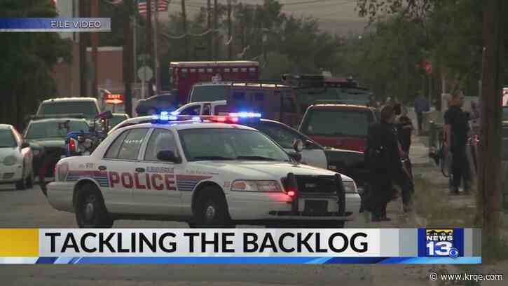 KRQE Newsfeed: Warrant backlog, homicide investigation, Windy day, New county clerk, Clovis Music Festival