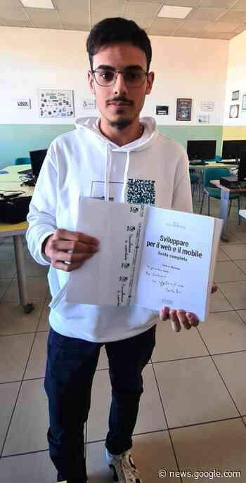 Libro del professore Carlo Mazzone, ne parla Antonio Tortona ... - TV Sette Benevento