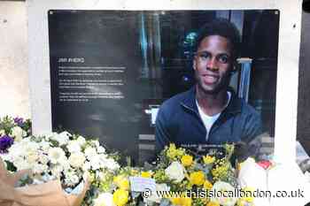 Plaque for ex-Peckham student who died saving woman from Thames