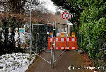 Bau der Notschulen in Hebborn und Refrath startet mit Zäunen - iGL Bürgerportal Bergisch Gladbach