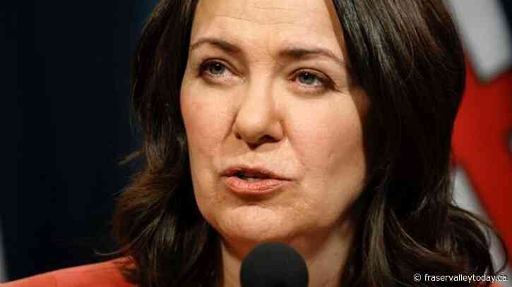 Alberta government says no evidence of emails to prosecutors on border blockade cases