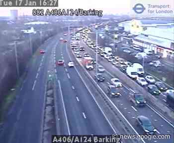 Barking multi-vehicle collision causes traffic chaos: recap - Barking and Dagenham Post