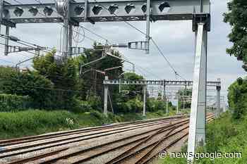 Midland Main Line electrification milestone | RailBusinessDaily - RailBusinessDaily