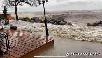 Mandatory evacuations ordered at Dauphin Lake communities over ... - Global News