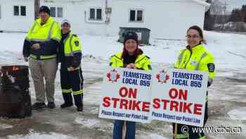 Bill 24 passes in N.L., putting pause on private ambulance workers' strike