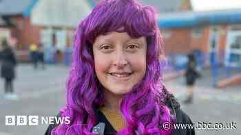Wig-wearing pupils support Chorley teacher with breast cancer