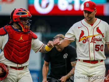 Wainwright, Molina tie MLB record for batterymates, lead Cards past ... - theScore