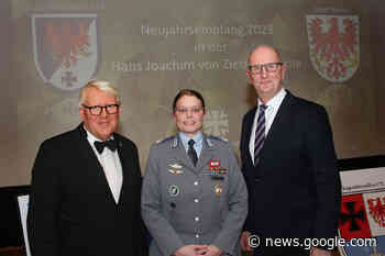 Stadt und Bundeswehr luden zum gemeinsamen Neujahrsempfang ... - Stadt Beelitz