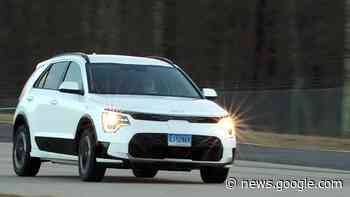 Talking Cars 395: Driving the 2023 Kia Niro EV - Consumer Reports