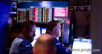 S&P sets 'negative' outlook for traditional asset managers - Pensions & Investments