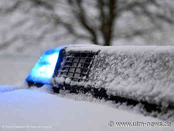 Transporter verliert Eisplatten