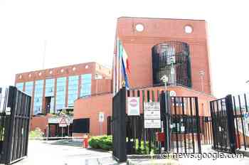 Gli rubano la macchina sotto gli occhi mentre chiude il bar - ciociariaoggi.it