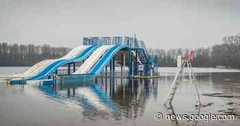 Bijzonder beeld: Blaarmeersenvijver treedt buiten z'n oevers - Het Laatste Nieuws