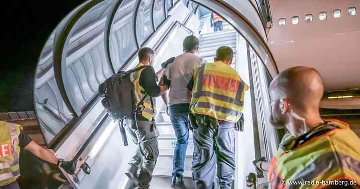 EU-Kommission will mehr Abschiebungen von Migranten