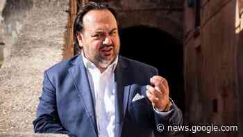 Crollo ala cimitero, Valentino a Riccio: "Atteggiamento vergognoso ... - anteprima24.it