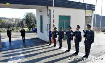 Il prefetto Rocchegiani in visita alla Guardia di Finanza di Fermo - Cronache Fermane