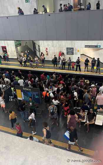Problema em escada rolante no metrô da Estácio causa confusão e ... - O Dia