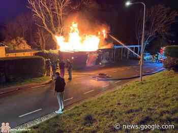 Middelbrand legt schuur in de as | Brandweer op Westlanders.nu - Westlanders.nu