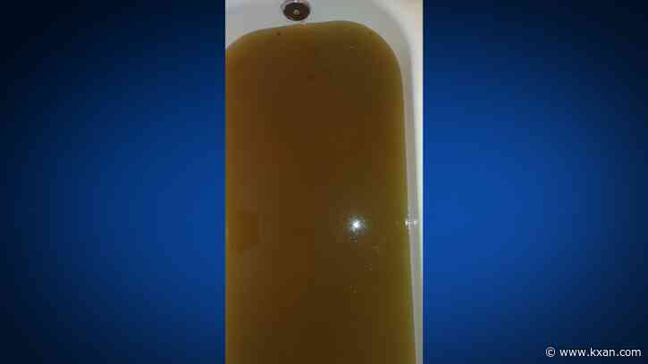 Refugee family deals with sewage coming from bathtub in Austin apartment