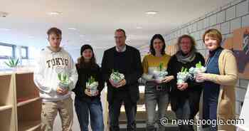 Selbstlernzentrum an der Karla-Raveh-Gesamtschule eröffnet ... - Lippische Landes-Zeitung