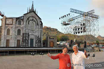 Sala del Teatro Pirandello Agrigento intitolata al Maestro Flora - Agenzia ANSA