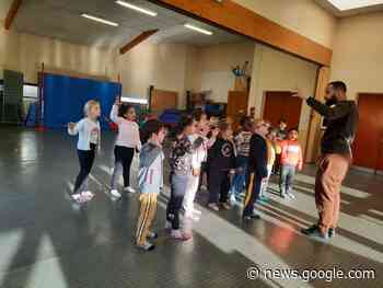 À l'école des Vallées de Flers, les élèves s'initient au théâtre - Le Journal du Pays Yonnais