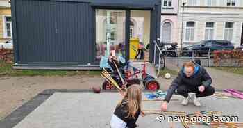 Krefeld: Kinder haben Container auf Albrechtplatz erobert - Westdeutsche Zeitung