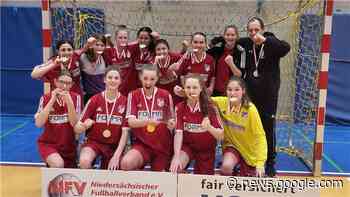 U17-Mädels des FC Geestland gewinnen Hallenkreismeisterschaft ... - NORDSEE-ZEITUNG