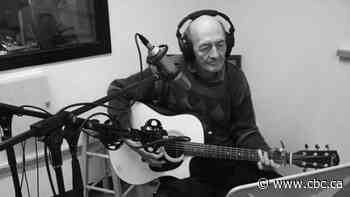 Gerald Mitchell, the Labrador Balladeer, dead at 86