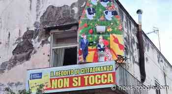 VIDEO-L'installazione "pro reddito di cittadinanza" di Torre del ... - Napolitan.it