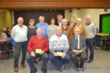 Okra Deerlijk huldigt kaarterskampioen - KW.be - KW.be