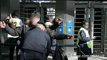 In trasferta dalla Puglia per vedere Lazio-Milan, ma aveva un Daspo. Tifoso in manette