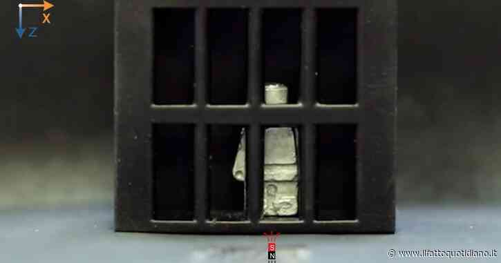 Creato un robot mutaforma: così riesce a evadere da una gabbia. Il video