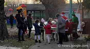 Silea, Babbo Natale arriva in carrozza per consegnare i doni ai più ... - Oggi Treviso