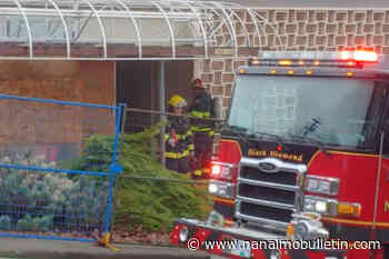 Wallace, Campbell streets closed as firefighters in Nanaimo battle blaze