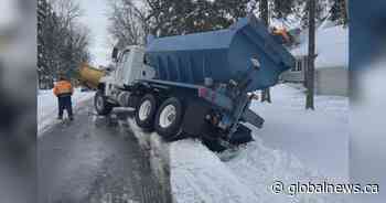‘Dangerous’ ditches in Baie-D’Urfé cause multiple minor collisions