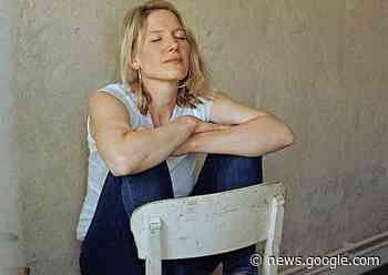 Die Mezzosopranistin Hanna Roos präsentiert in der Burgheimer ... - badische-zeitung.de