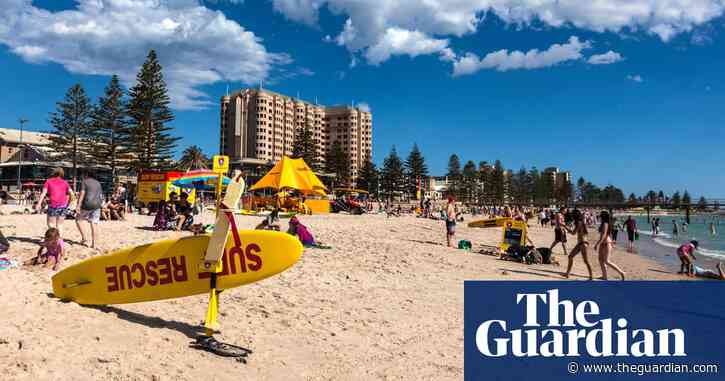 Warm and dry conditions expected across most of Australia for 26 January