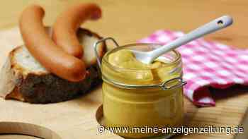 Abgelaufen oder harmlos: Was ist eigentlich die Flüssigkeit im Senfglas und ist sie schädlich?