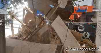 ¡Grandes pérdidas! Colapsa techo de local comercial del Centro de ... - LINEA DIRECTA Portal