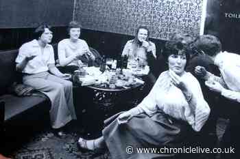 A lost world of 1970s Tyneside pubs is recalled in 10 gritty photographs from Jarrow