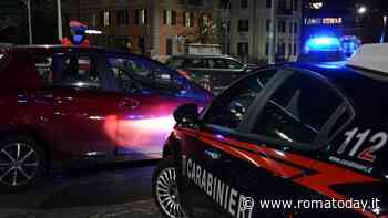 Due studenti hanno aggredito con 29 sassate il cassiere di un minimarket