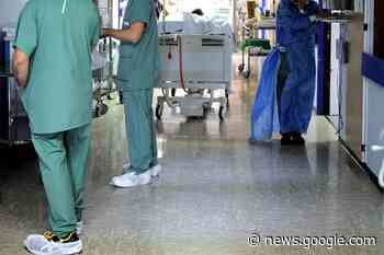 Aggredisce due poliziotti in pronto soccorso a Lodi: arrestato un uomo - Fanpage.it