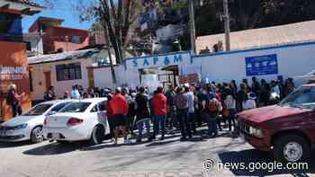 Protestan frente a organismo de agua en San Cristóbal de las Casas - La Jornada