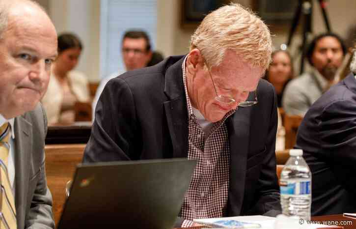 Alex Murdaugh's murder trial starts with cellphones, bullets