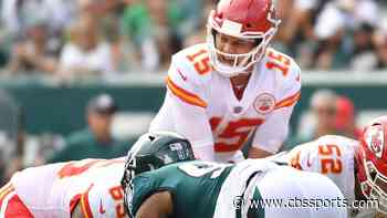 Patrick Mahomes is seemingly already healthy, plus the greatest food delivery person you've ever seen
