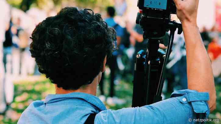 Schutz von Medienschaffenden: Bundesverfassungsgericht soll BND-Gesetz erneut prüfen