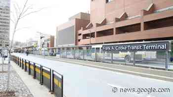 Hamilton, Burlington city buses accepting credit cards as payment ... - CBC.ca